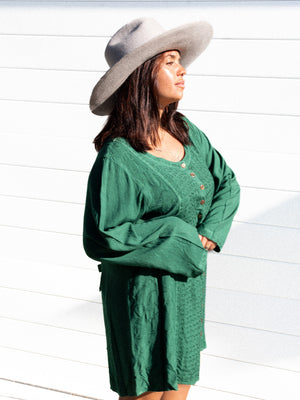 VTG GREEN EMBROIDERED LONG SLEEVE LOOSE DRESS / L - XL