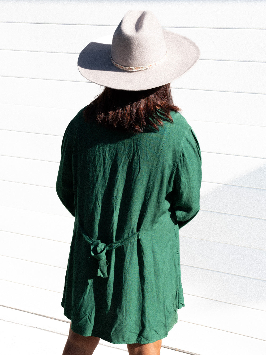 VTG GREEN EMBROIDERED LONG SLEEVE LOOSE DRESS / L - XL